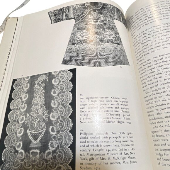 Smithsonian Library Of Antiques Needlework By Adolph S. Cavallo Hardcover 1979 - Picture 11 of 13